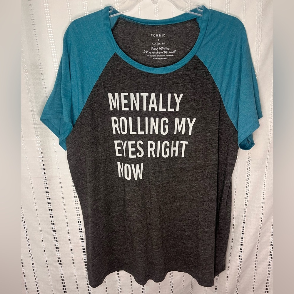 Torrid Gray and Teal Short Sleeve Tee Size 18/20 EUC
